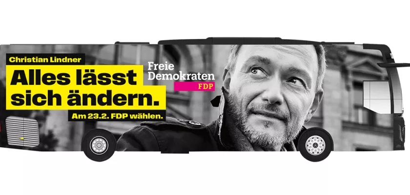 Wahlkampf Tour Bus